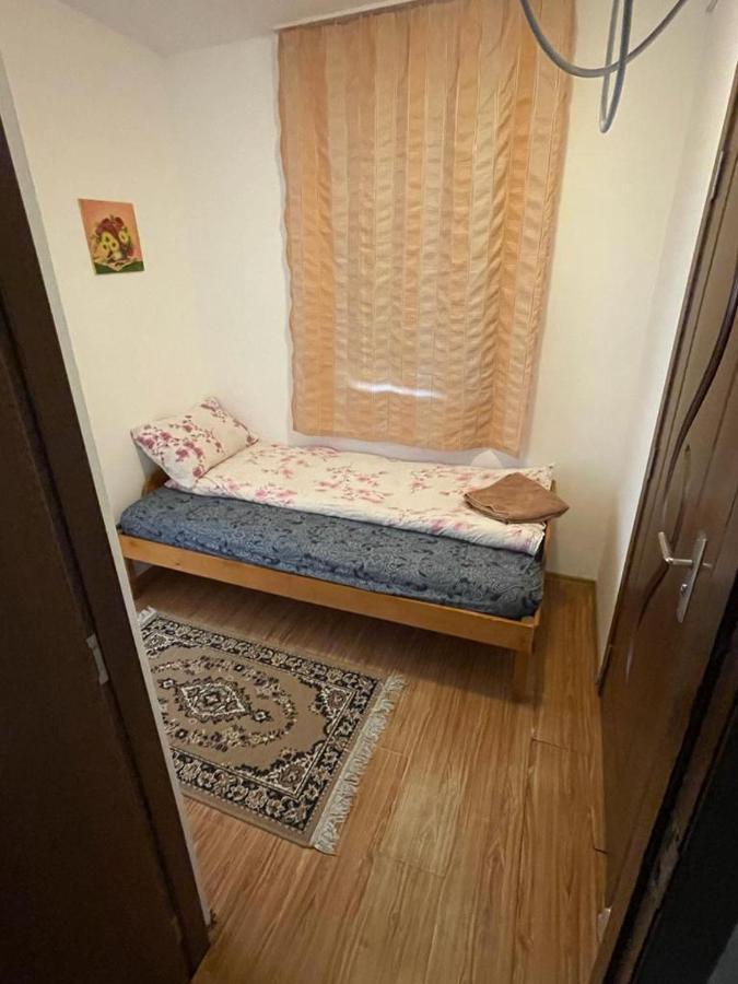 Fortress Apartments Орадеа Екстериор снимка